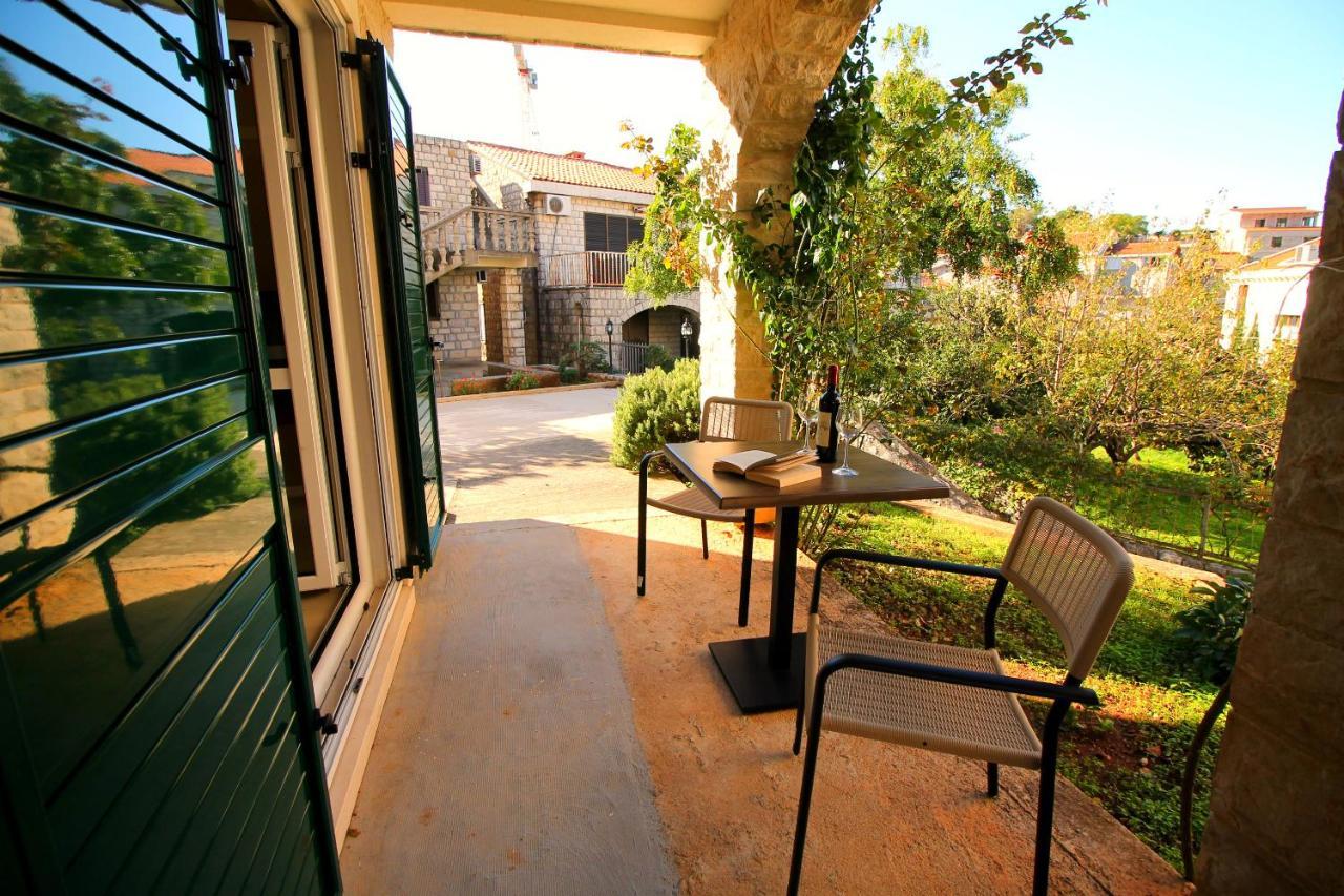 Guest House Villa Pastrovka スヴェティ・ステファン 部屋 写真